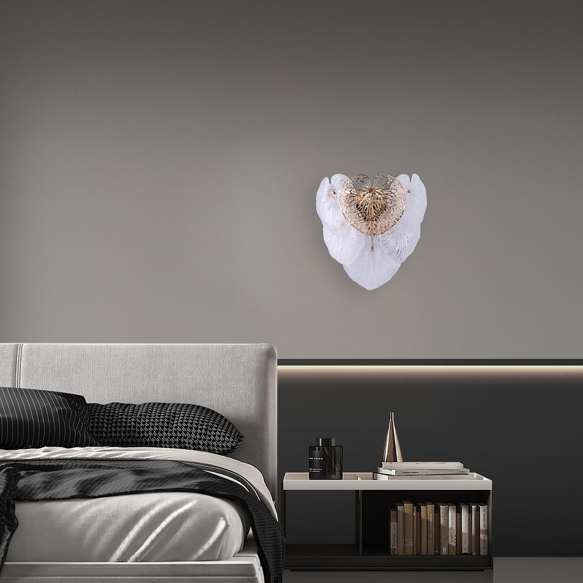 Philips Leaf Wall Light