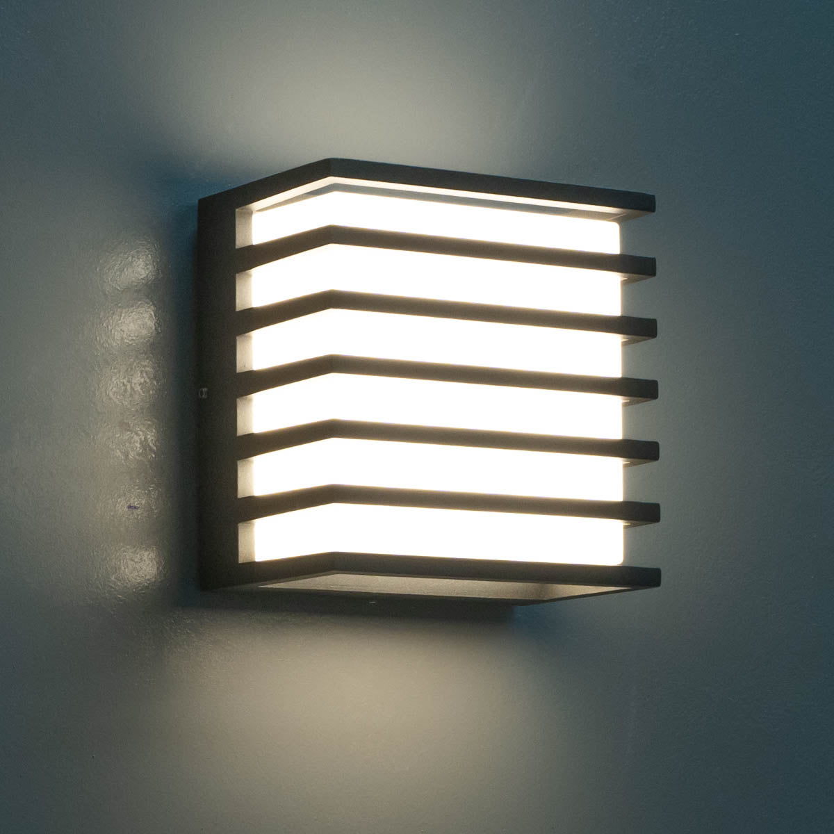 Philips Alfresco Wall light