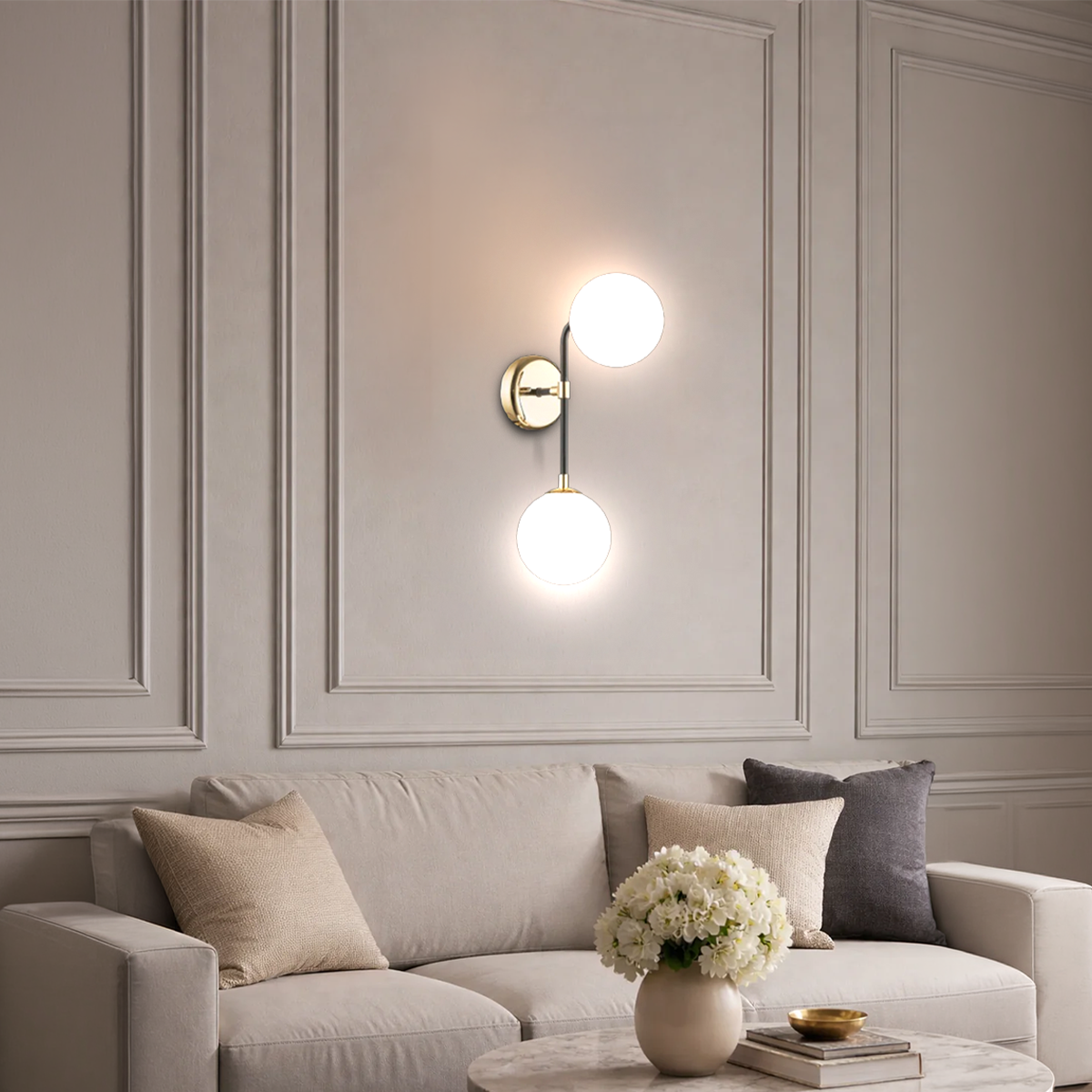 Philips Divine Wall Light