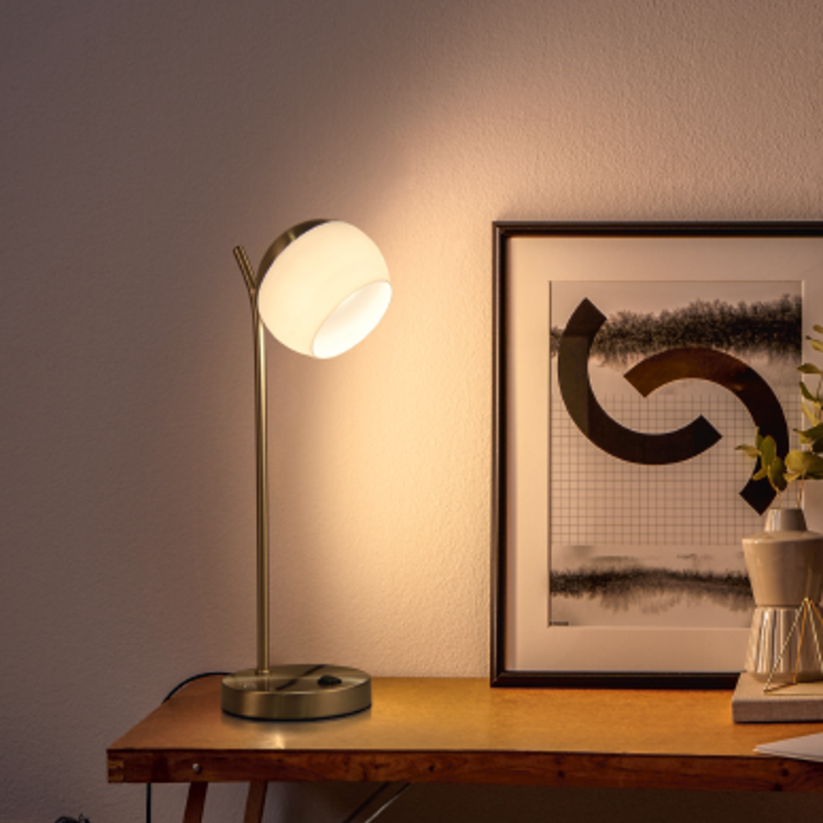 Philips Floret Table Lamp