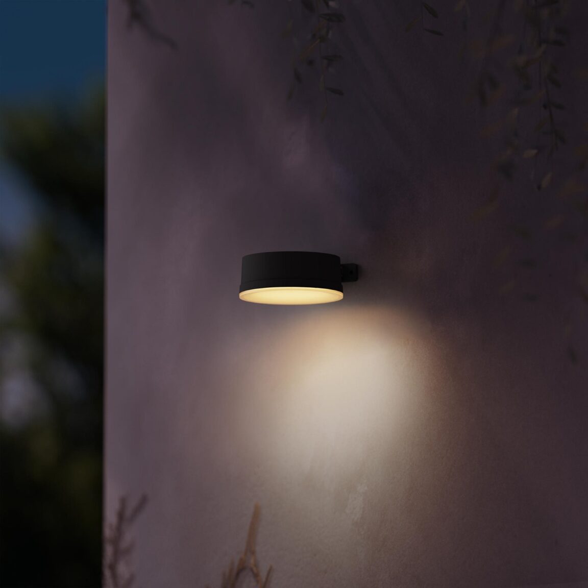 Philips VYNCE Rd Solar Wall Light