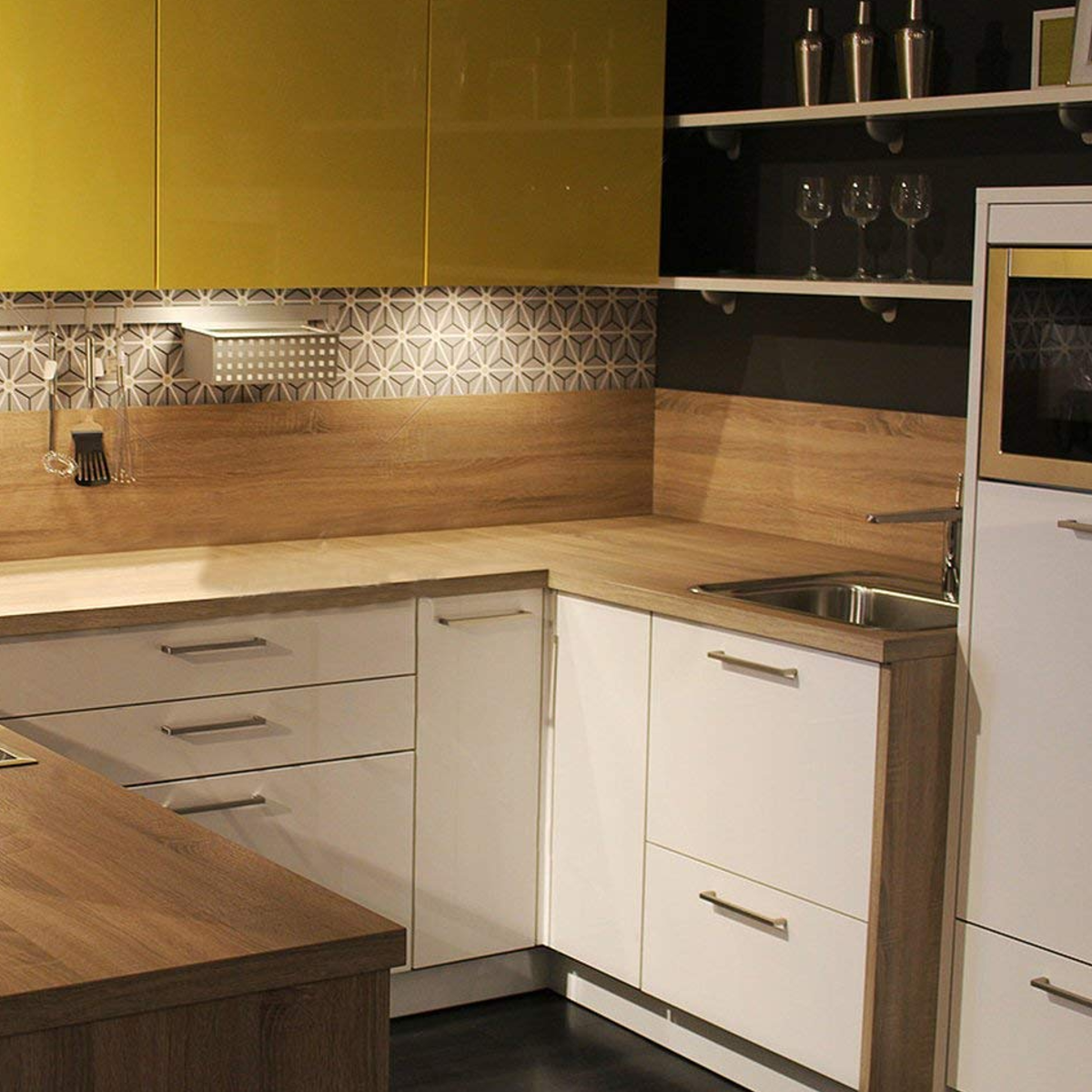 Philips led cabinet online light